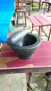 Lumpang Batu Asli Premium – Alat Tumbuk Tradisional Kokoh & Tahan Lama