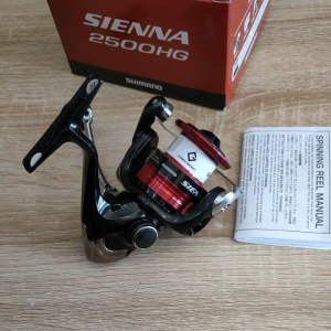 Máy Câu Cá Shimano 2019 Sienna 2500HG - Máy Đứng