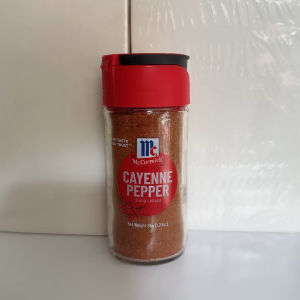 McCormick Cayenne Pepper 35g - Red cap - Transparent container - Spices for cooking