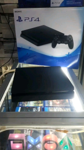 Hardisk EKSTERNAL PS4 HEN 1TB / HDD EKSTERNAL FULL GAME GAME FAVORITE PLUG n PLAY Simple dan Praktis