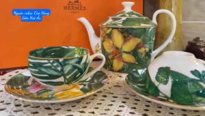 Bộ ấm trà và 2 tách kèm dĩa lót HERMES Passifolia-HERMES Passifolia tea set and 2 cups with saucers