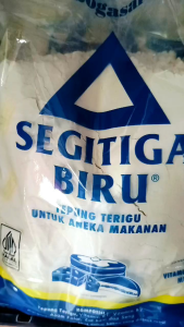 Tepung Segitiga Biru 1kg | Tepung Terigu | Terigu segitiga biru | Tepung Terigu segitiga biru examan