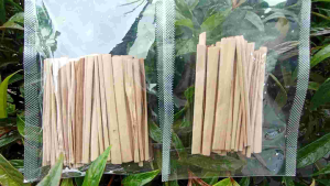 Jual Klobot Kawung Kemasan 1 Bungkus Isi 100 Batang Klobot Daun Kawung Aroma Wangi Khas / Daun Pohon Aren Kering Aroma Wangi Khas