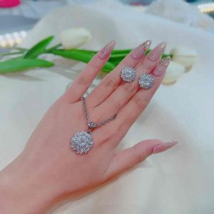 Bộ trang sức dây chuyền và bông tai xi bạch kim đi chơi đi tiệc Kami