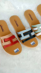 Sendal Wanita Kekinian & Terbaru: Simpel, Elegan, Nyaman & Anti Slip