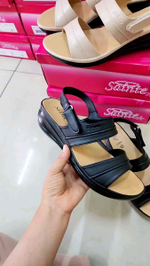 Size36-40 รองเท้าแฟชั่นสุภาพสตรี ยี่ห้อs.c.s. รหัส22004 ใส่สบาย ใส่ง่าย พื้นนิ่ม สูง0.7นิ้ว