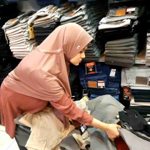 Celana Panjang Pria Bahan Jeans F.one