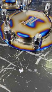 ฝาครอบดุมล้อเพลาลอย 1 คู่ +น็อตเลส 12 ตัว