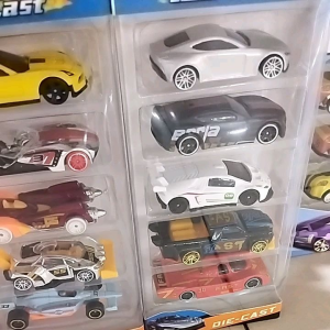 Die cast Hot whell 1 set 5 pcs  bisa COD