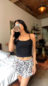 (40-60kg) °Áo Thun Màu phối Quần Lụa Latin° Set đồ bộ 2 Dây Croptop Đùi/Dài gợi cảm Bộ ngủ mặc nhà Thiết Kế in 5D Đẹp Sang Dễ thương tôn dáng