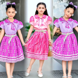 ชุดไทยประยุกต์เด็กหญิง สวยทันสมัย ใส่ได้หลายโอกาส แถมกิ๊บสุดน่ารัก