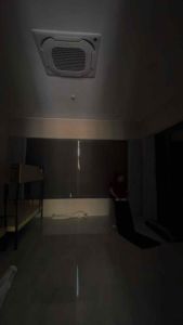 Decal Đen Dán Kính Chắn Sáng Chống Nẵng Chống Chói và Che Tầm Nhìn Tuyệt Đối Nhãn Dán