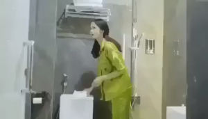 Đèn đuổi muỗi tinh dầu Hàn Quốc kèm 2 lọ tinh dầu máy đuổi muỗi tinh dầu đuổi muỗi hiệu quả