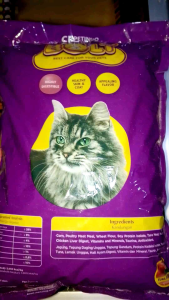 Makanan Kucing BOLT 800 gram Bentuk Ikan Rasa Menarik & Kesehatan Kulit dan Bulu yang Terjamin
