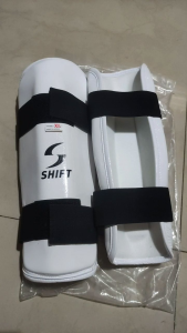SHIFT PROTECTIVE GEARS: Elite Shin Guard