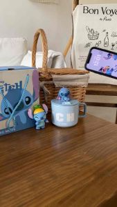 Ly sứ hoạt hình Stitch 450ml kèm nắp nổi 3D [có hộp kèm theo]