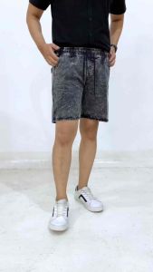 Celana Pendek Pria Premium: Tips Memilih & Mengenakannya