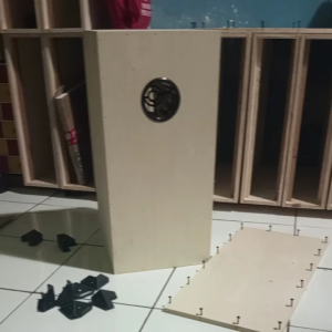 Box speaker 8 inch bazooka