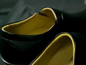 GATS - ZU 0020 - Sepatu Kulit Pantofel Hitam Casual Pria