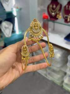 vangi -adult size -jewellery set (single piece)