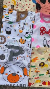 4 SETEL SETELAN OBLONG BAYI 3-18 bulan Cewek Cowok