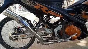 SUZUKI RAIDER 150 CARB  APR POWER PIPE HIGh MOUNT 51 MM TRI-CUT WITH SILENCER