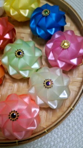 เหรียญโปรยทาน มะลิ (ไม่ใส่เหรียญ) คละสี งานบวช งานบุญ งานพิธีต่างๆ