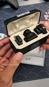 Mikrofon Wireless Q8 dengan Kualitas Suara Profesional dan Plug and Play dengan Monitor Nada Kehabisan Baterai Real-Time dan Jarak Transmisi 20m - Warna Arang