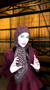 Davina Pattern Scraf Hijab Monogram Malay Series Termurah / Segiempat Motif Deara Hijab Voal Motif Premium