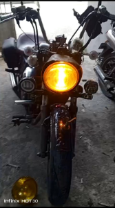 Tas Sidebag Motor Bahan Kukit Sintetis: Variasi Kantong Kecil & Kuncian Simple