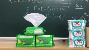 Combo 10 gói Khăn ướt đa năng lau chùi bếp sàn vật dụngvệ sinh nhà cửa siêu sạch. Không độc hại an toàn cho da.(50 tờ giấy dày khổ lớn 30x24cm nặng 850 gram/1 gói)