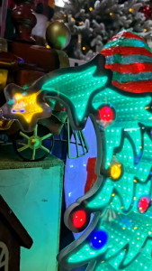 ไฟตกแต่งคริสมาส หลายดีไซน์ ใช้ปลั๊ก