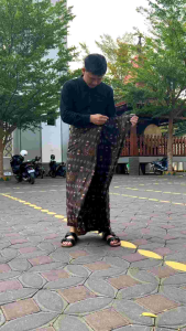 [PROMO HARI INI] Sarung Batik Pekalongan Banin Motif Gus Iqdam Zigzag Terbaru