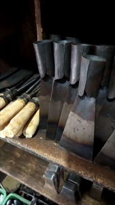 dodos alat gali tanah dan batu