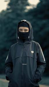 Jacket Perasut Running Stripe Pria Wanita Waterproof Tahan Air