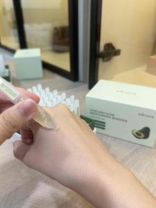 SKIN MATE新品鳄梨次抛水光精华液30瓶 送小礼物(100%正品正装)Avocado Glow Moisturizing Booster Avocado Hydrating Radiance Serum 30 Sticks Skinmate Serum