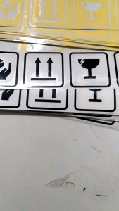 Stiker Simbol Rapuh: Pemilihan & Penggunaan