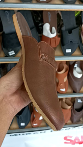 Promo sepatu sandal wanita / Sandal bustong wanita / Sandal kulit wanita / Sandal simple wanita / Sandal papirut wanitu / Sandal viral wanita / Sandal murah wanita / Sandal minimalis wanita / Sandal terbaru wanita / Sandal mules wanita / Sandal slip on