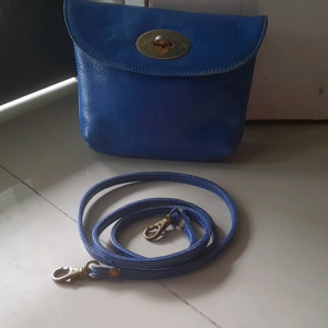 Tas Pl Kulas Blue: Tas Desain Kasual Berkualitas Tinggi untuk Pria