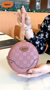 Dompet Praktis & Nyaman: Naswa Dompet By Alfira