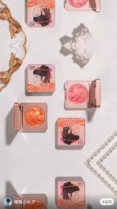 Smart Girl Reading Blush CDE บลัชออน เนื้อฉ่ำวาว เม็ดสีแน่น มี 2 สีให้เลือก