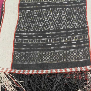 Hande hande/selendang Tarutung pakaian adat wanita Batak toba