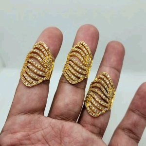 Cincin Mata Lapis Emas 24k Model Gerbong Panjang