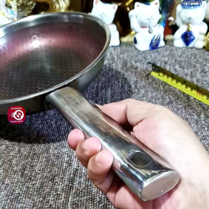 CLADIN NON-STICK FRYING PAN / SKILLET (USED) • JAPAN SURPLUS • COOKWARE