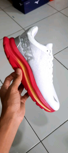 PALING LARIS! SEPATU RUNNING HOKA ONE ONE KAWANA SEPATU LARI WANITA & SEPATU OLAHRAGA GYM WANITA BARU