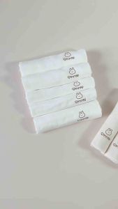 Combo 3 khăn sữa sợi tre 2 lớp cho bé khăn xô muslin có cúc để làm yếm cổ cho trẻ