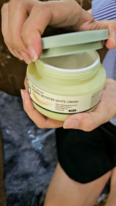 โปร1กระปุก250กรัม ครีมโสมบูสเตอร์ไวท์ เข้มข้น หอม บำรุงผิว ผิวนุ่มชุ่มชื้น