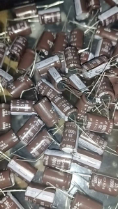 Kapasitor Elko 1000u 35v: Kualitas Baik & Aplikasi Listrik