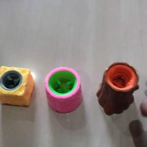 Mainan Karet Pencet Karakter Anak: Belajar dengan Bermain