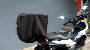 Waterproof Top Box Cover With Reflective Design
